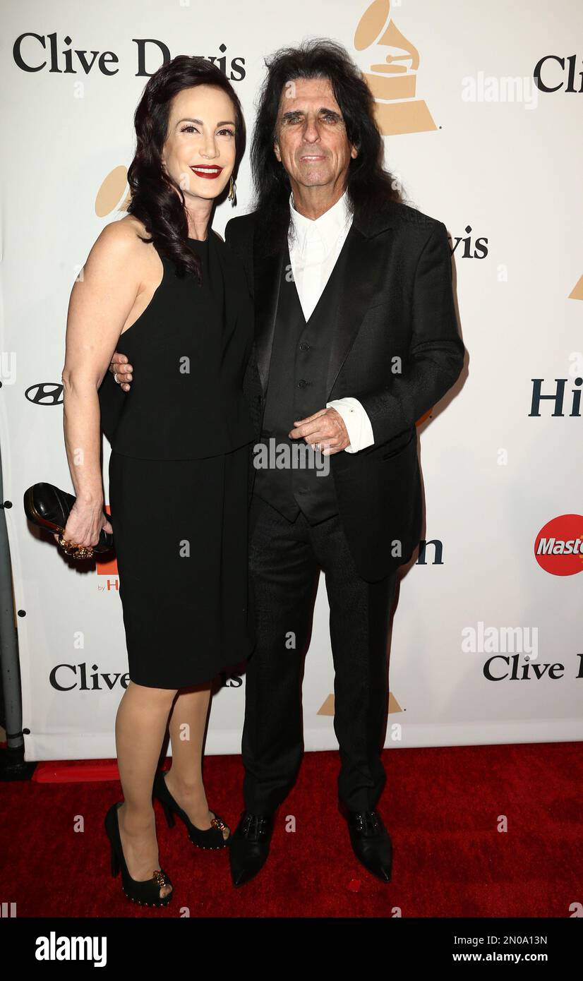 Sheryl goddard and alice cooper hi res stock photography and images Alamy