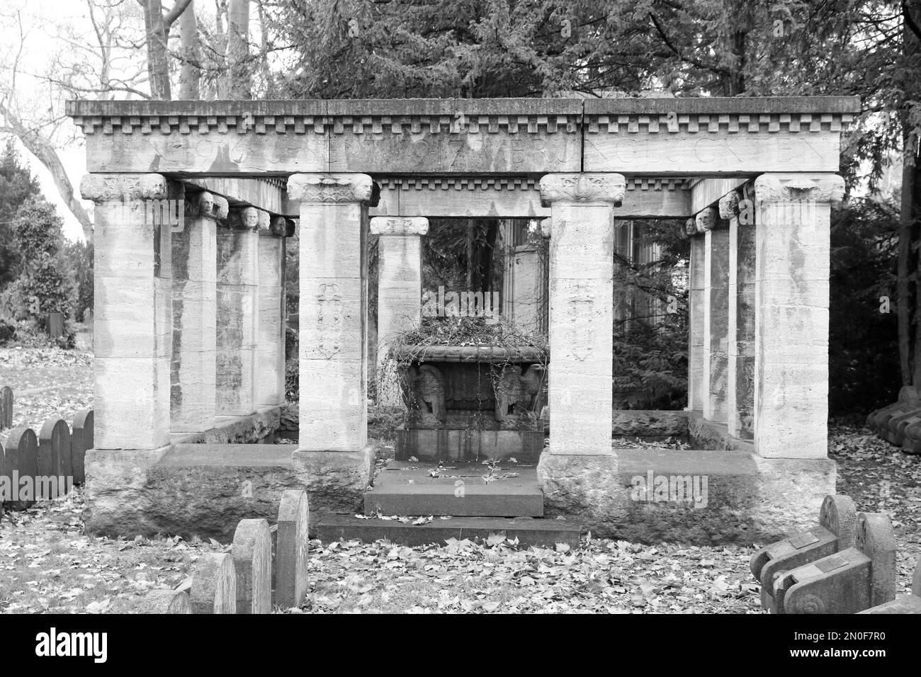 Engel friedhof statue hires stock photography and images Alamy