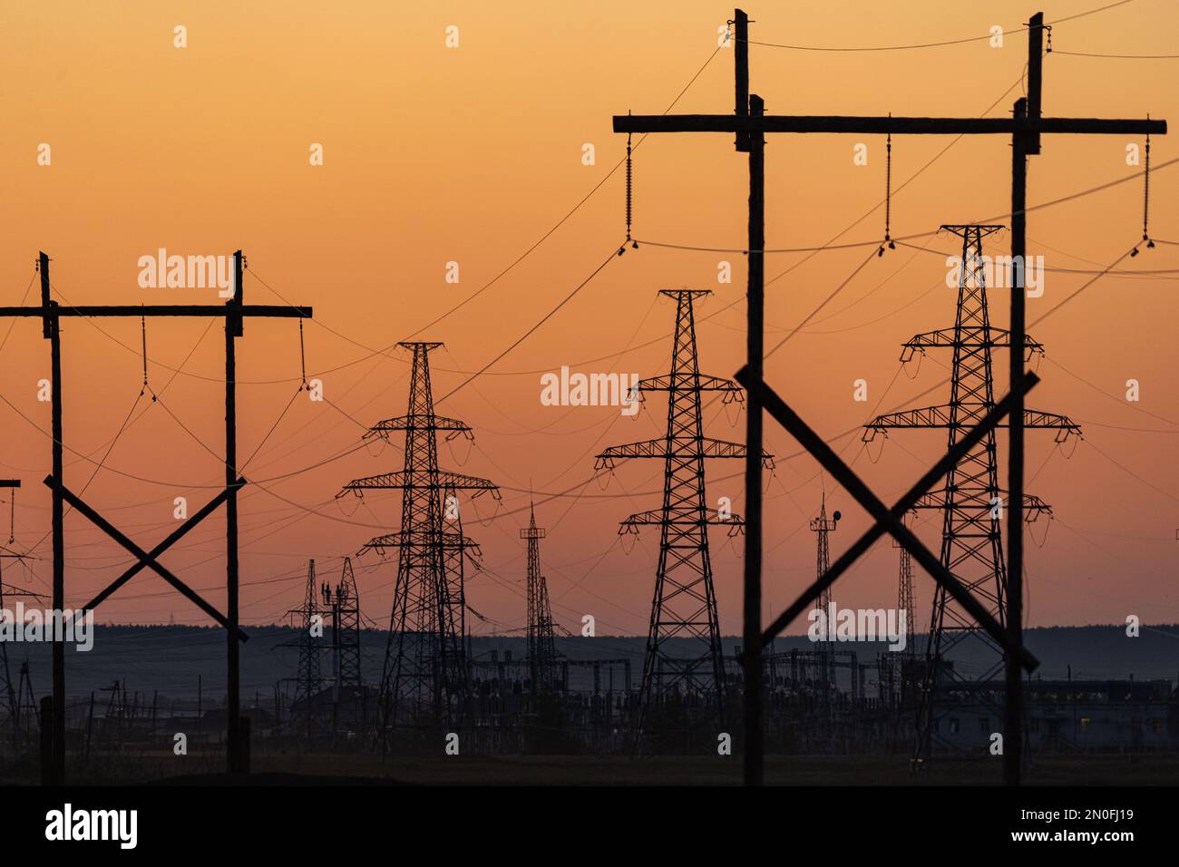 silhouette of high voltage electrical pole structure Stock Photo - Alamy