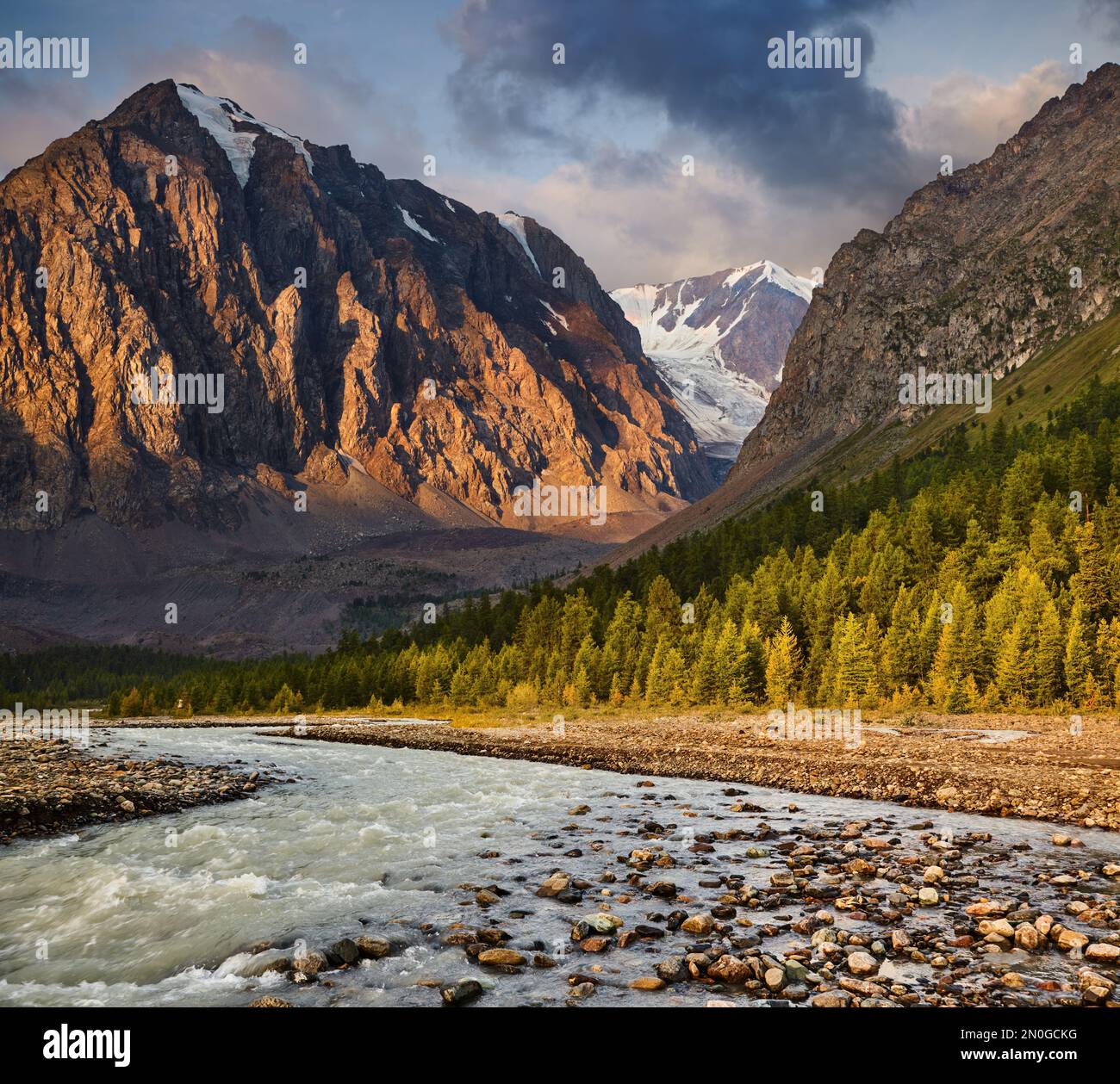 Mountain landscape, beautiful Aktru valley in Altai mountains Stock Photo