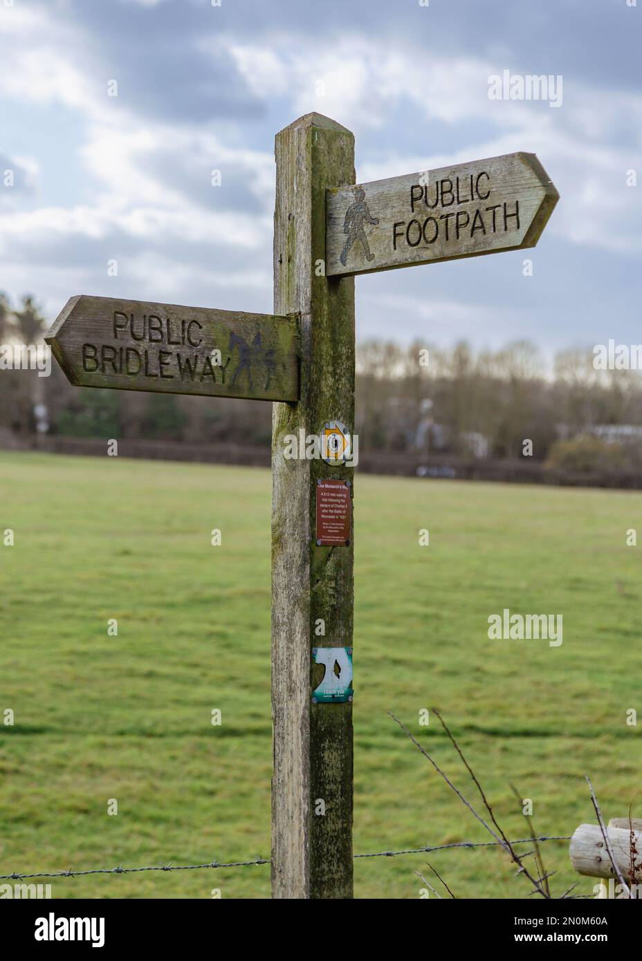Directional signpost in Hampton Lovett, Worcestershire, UK. Stock Photo