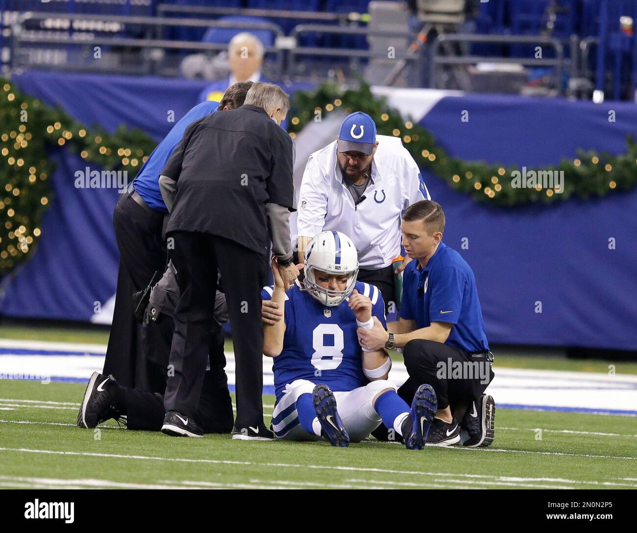 Indianapolis Colts' Matt Hasselbeck is examined during the second half of  an NFL football game against the Houston Texans, Sunday, Dec. 20, 2015, in  Indianapolis. (AP Photo/Michael Conroy Stock Photo - Alamy