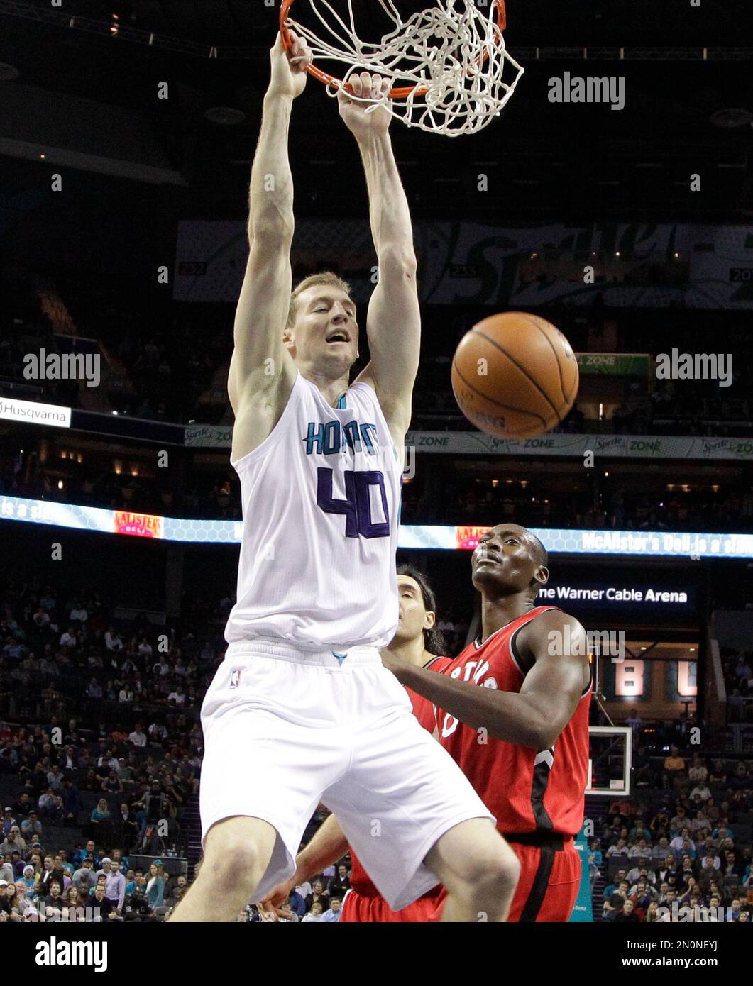 Cody Zeller Dunking