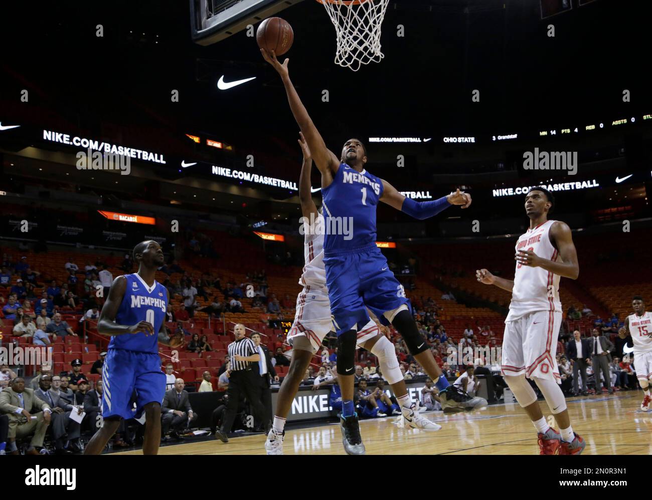 Memphis forward Dedric Lawson (1) shoots in the second half of the
