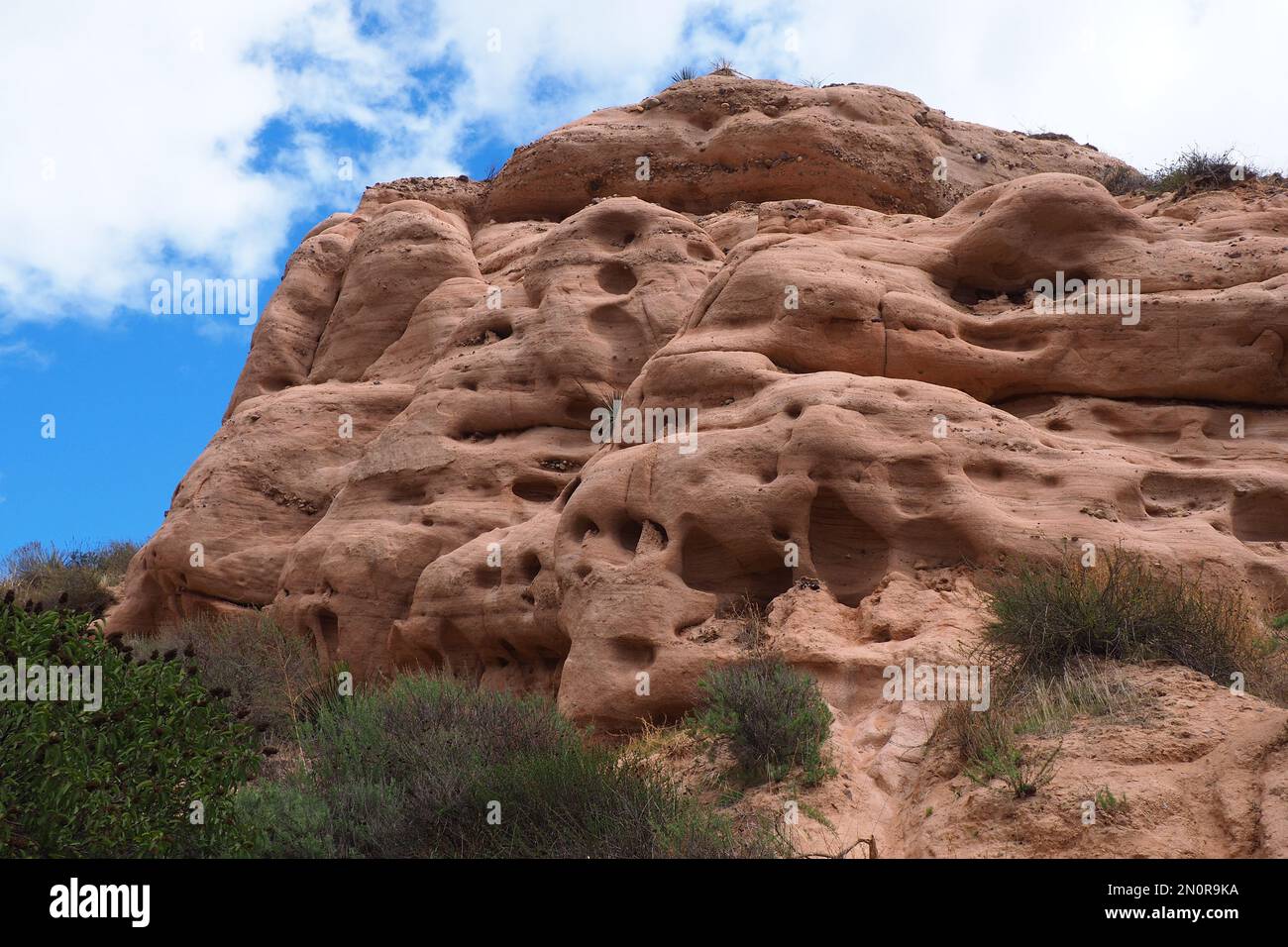 Rock formations at Red Rock Canyon in Whiting Ranch Wilderness Park, Lake Forest, CA Stock Photo