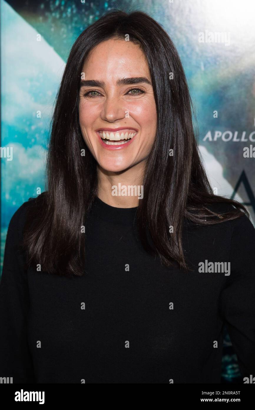 Jennifer Connelly attends the premiere of "In the Heart of the Sea" at