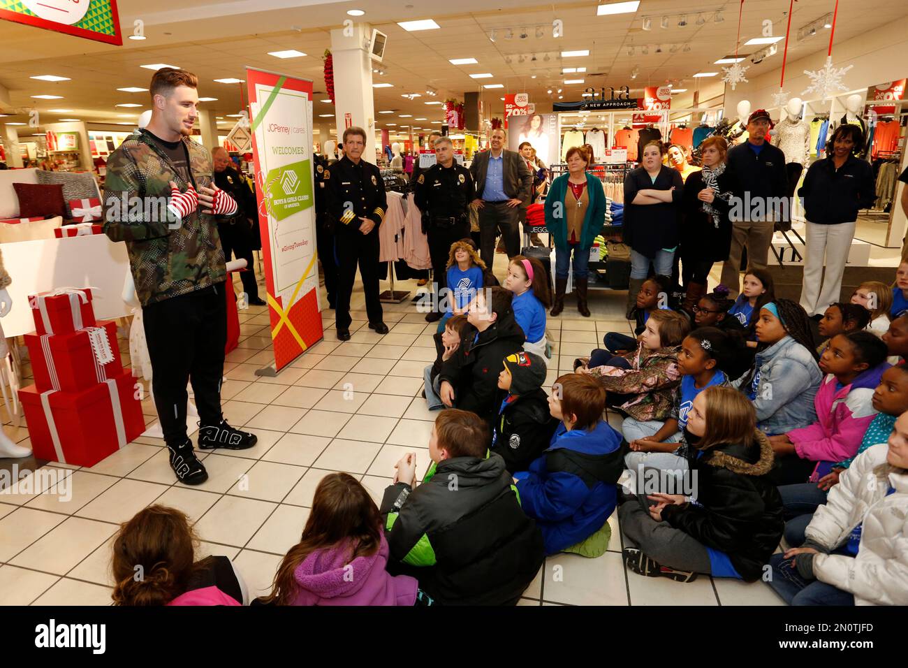 IMAGE DISTRIBUTED FOR JCPENNEY Kansas City Chiefs tight end Travis