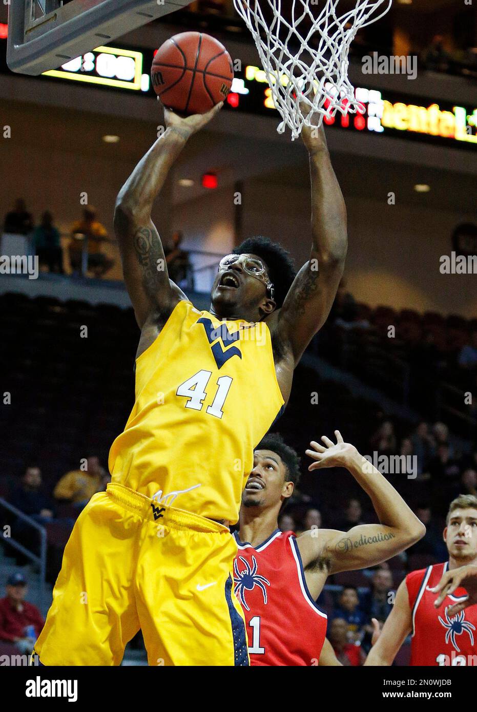 Devin Forward West Virginia forward Devin Williams shoots against Richmond during the ...