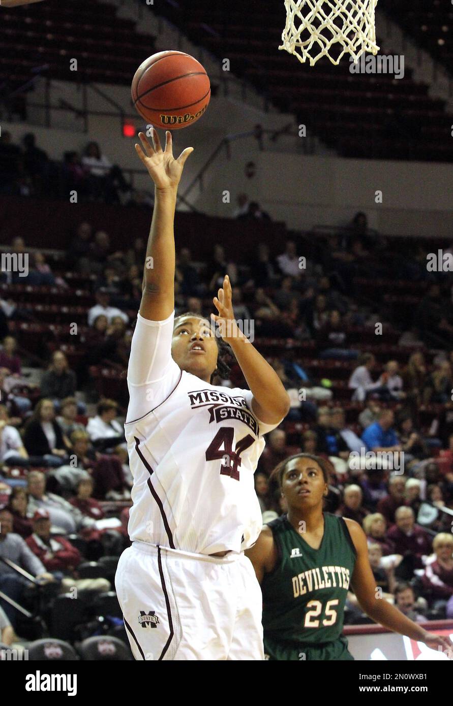 Mississippi State forward LaKaris Salter (44) shoots ahead of