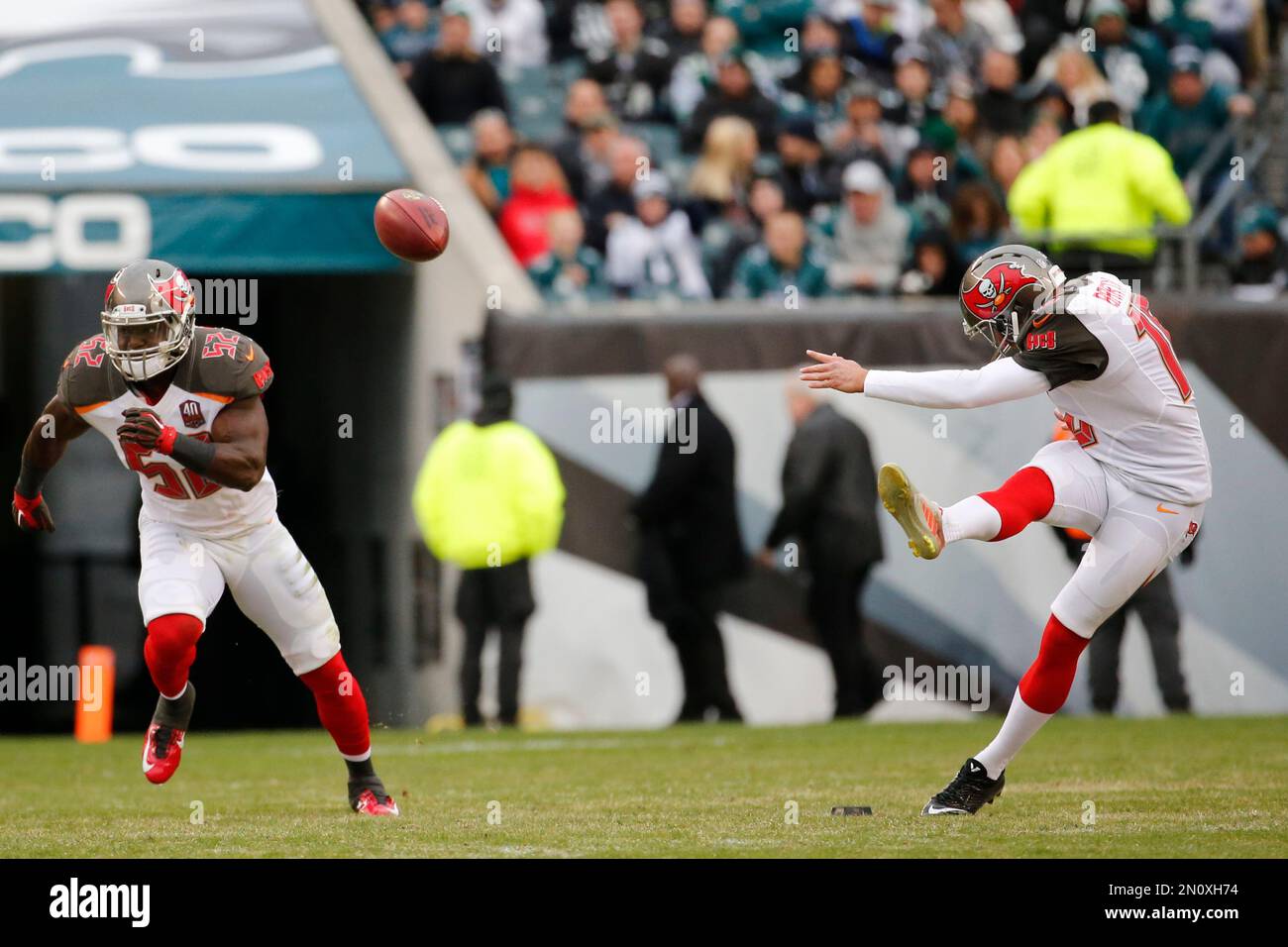 Tampa Bay Buccaneers' Connor Barth kicks off during the first half of