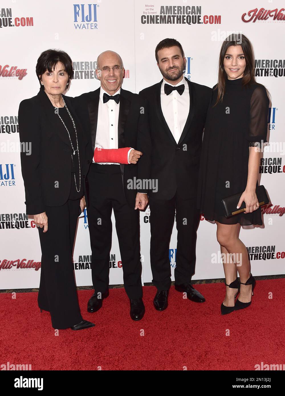Marilyn Katzenberg, from left, Jeffrey Katzenberg, Sid Grauman Award