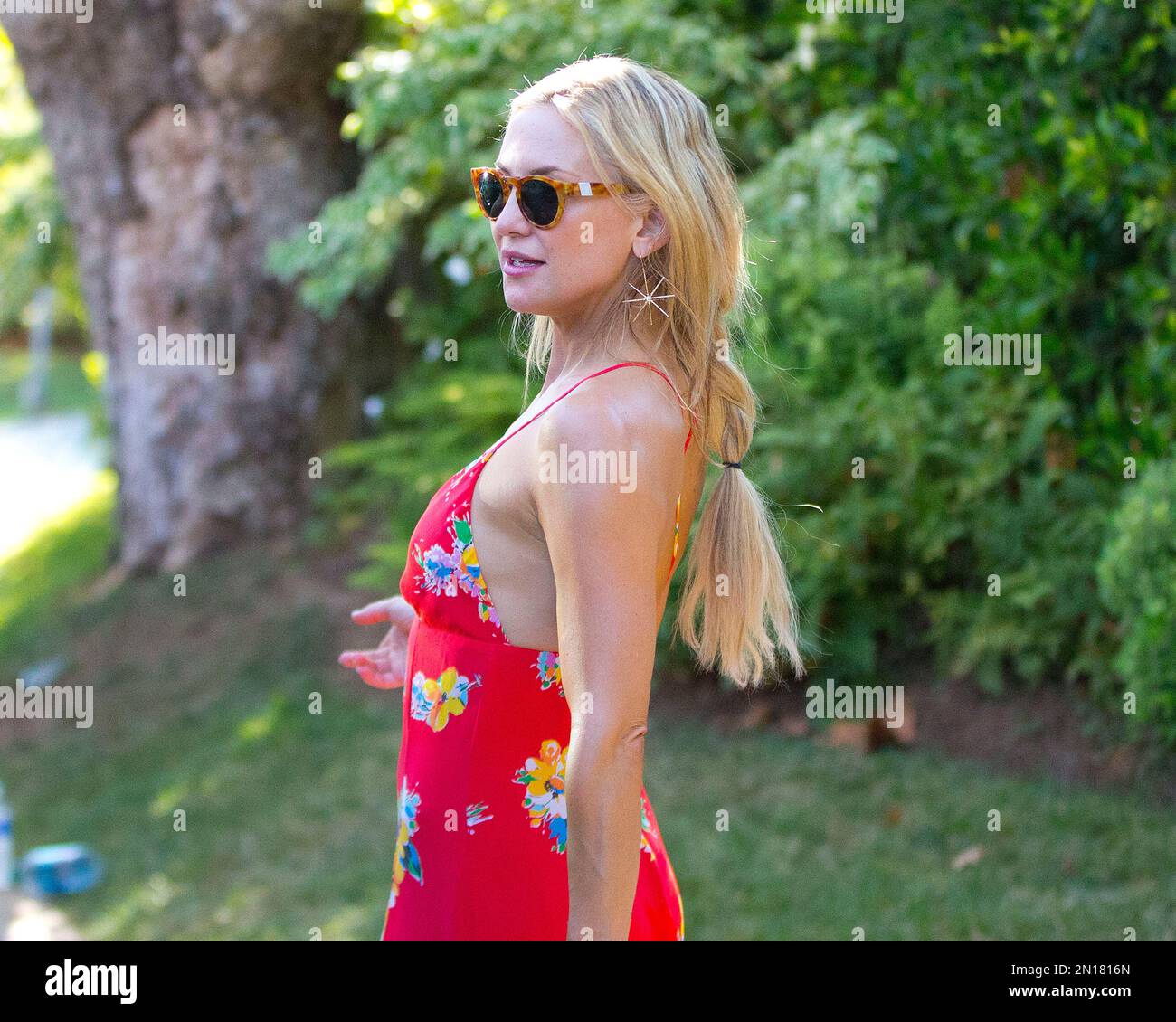 Actress Kate Hudson leaves a private residence in the Pacific Palisades