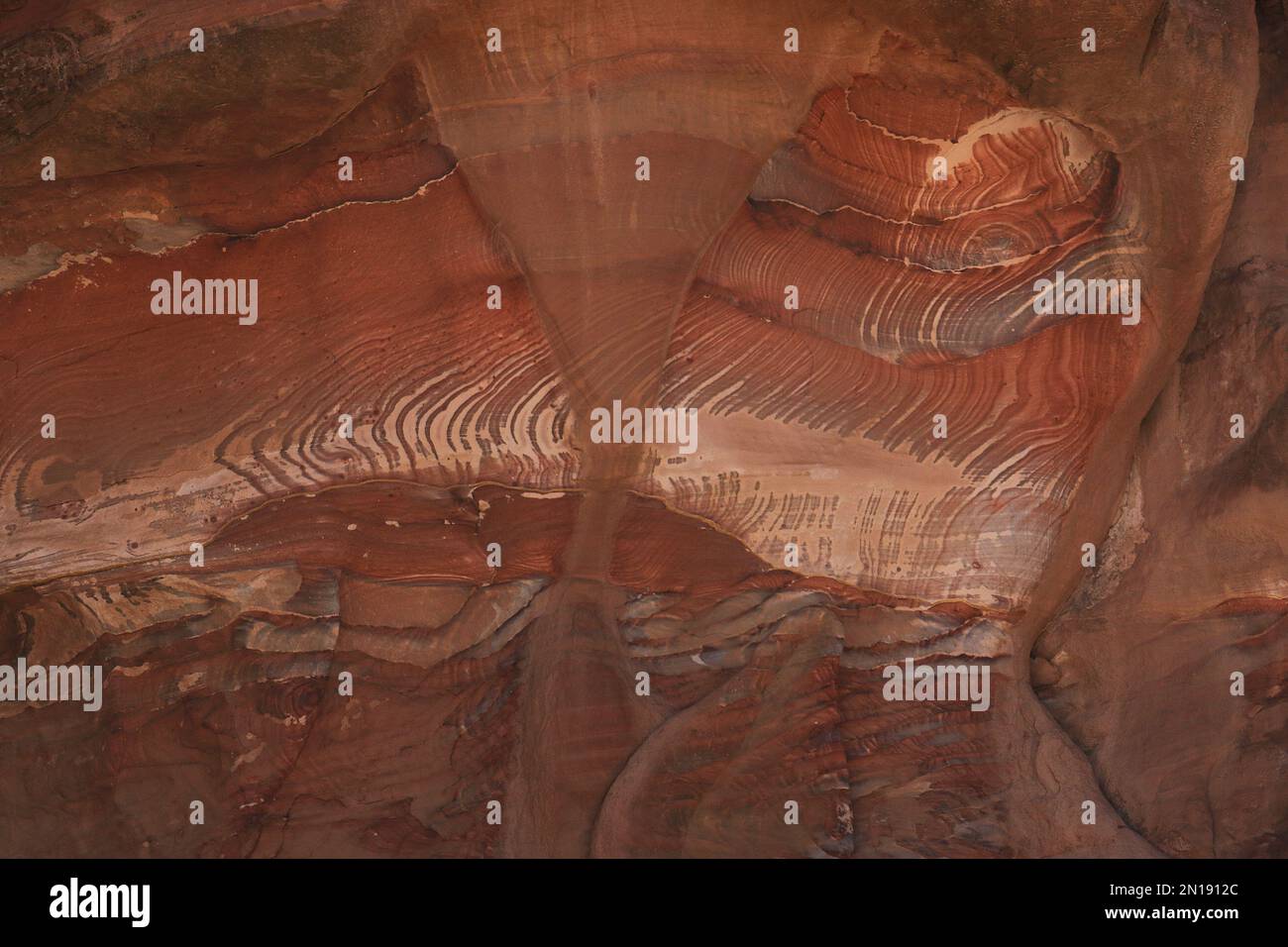 Petra sandstone colours hi-res stock photography and images - Alamy