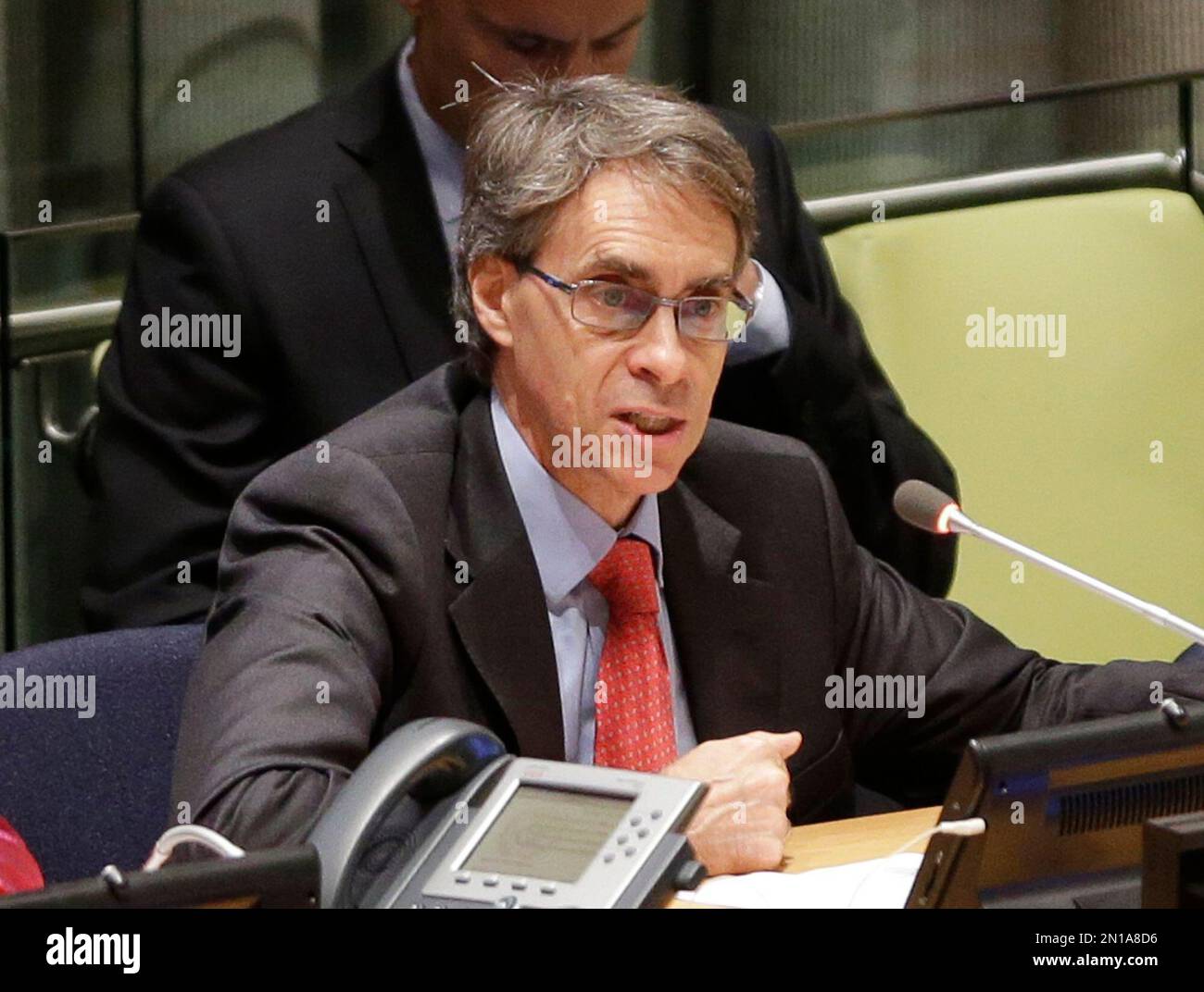 Kenneth Roth, executive director of Human Rights Watch, speaks during a ...