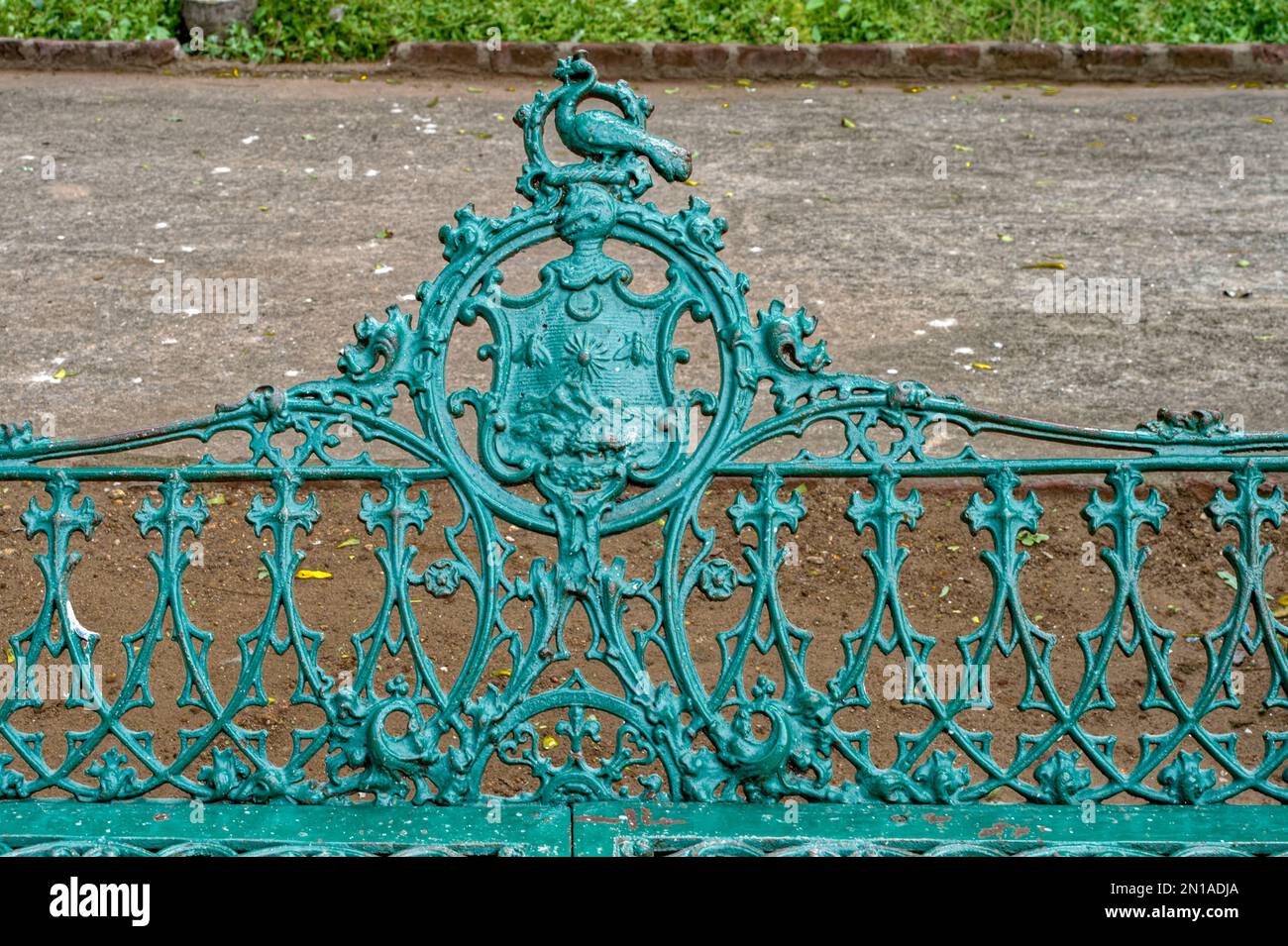 Cast iron garden bench hires stock photography and images Alamy