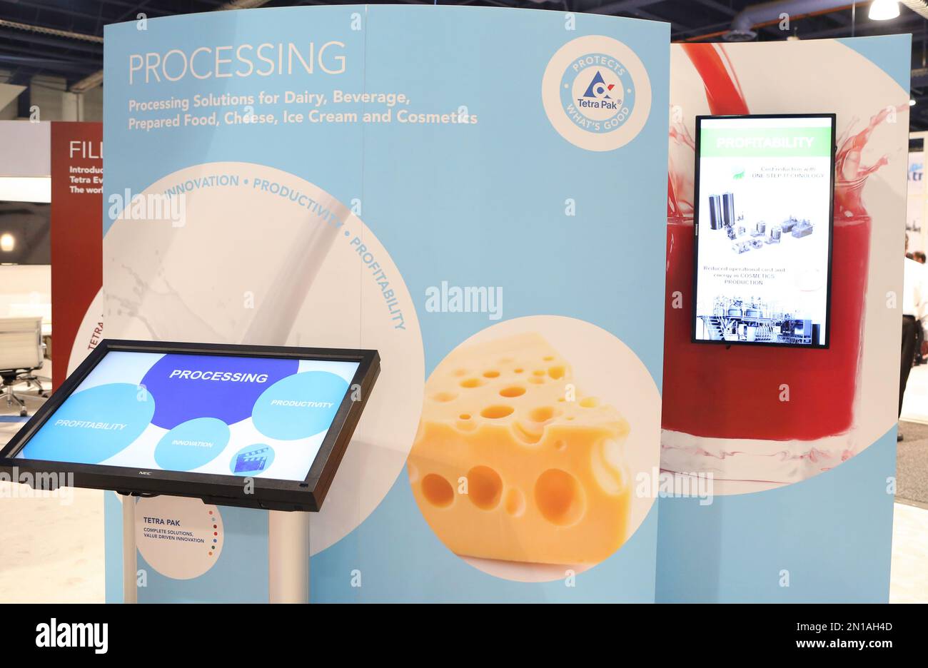 Julia Sotera, Director of Marketing Services at Tetra Pak, launches