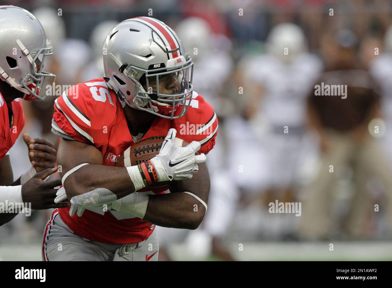 Ohio State running back Ezekiel Elliott plays against Western Michigan during an NCAA college football game Saturday Sept. 26 2015 in Columbus Ohio. AP Photo Jay LaPrete Stock Photo Alamy