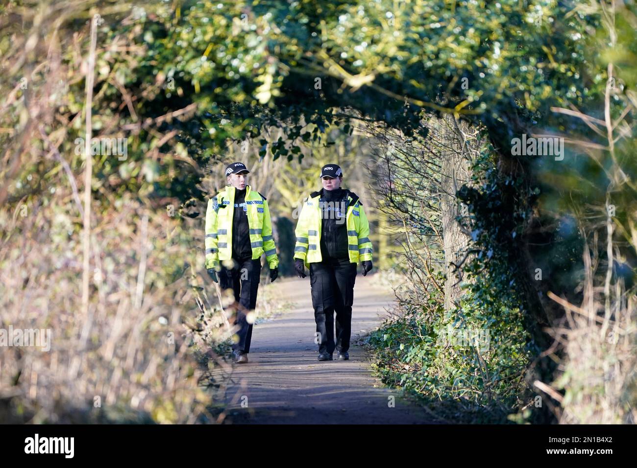 Police officers in St Michael's on Wyre, Lancashire, continue their search for missing woman Nicola Bulley, 45, who was last seen on the morning of Friday January 27, when she was spotted walking her dog on a footpath by the nearby River Wyre. Picture date: Monday February 6, 2023. Stock Photo