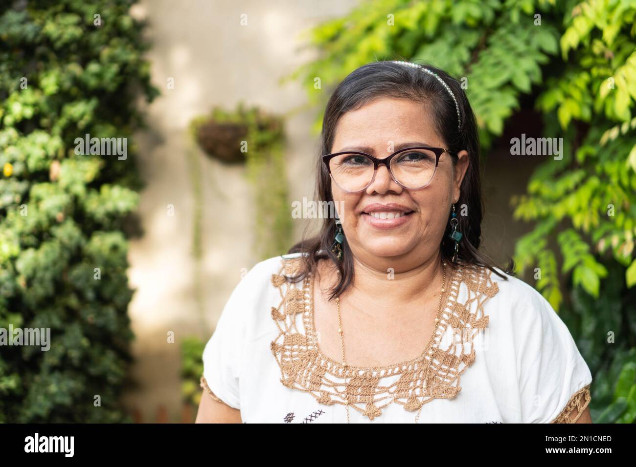 Portrait of older woman hi-res stock photography and images - Alamy