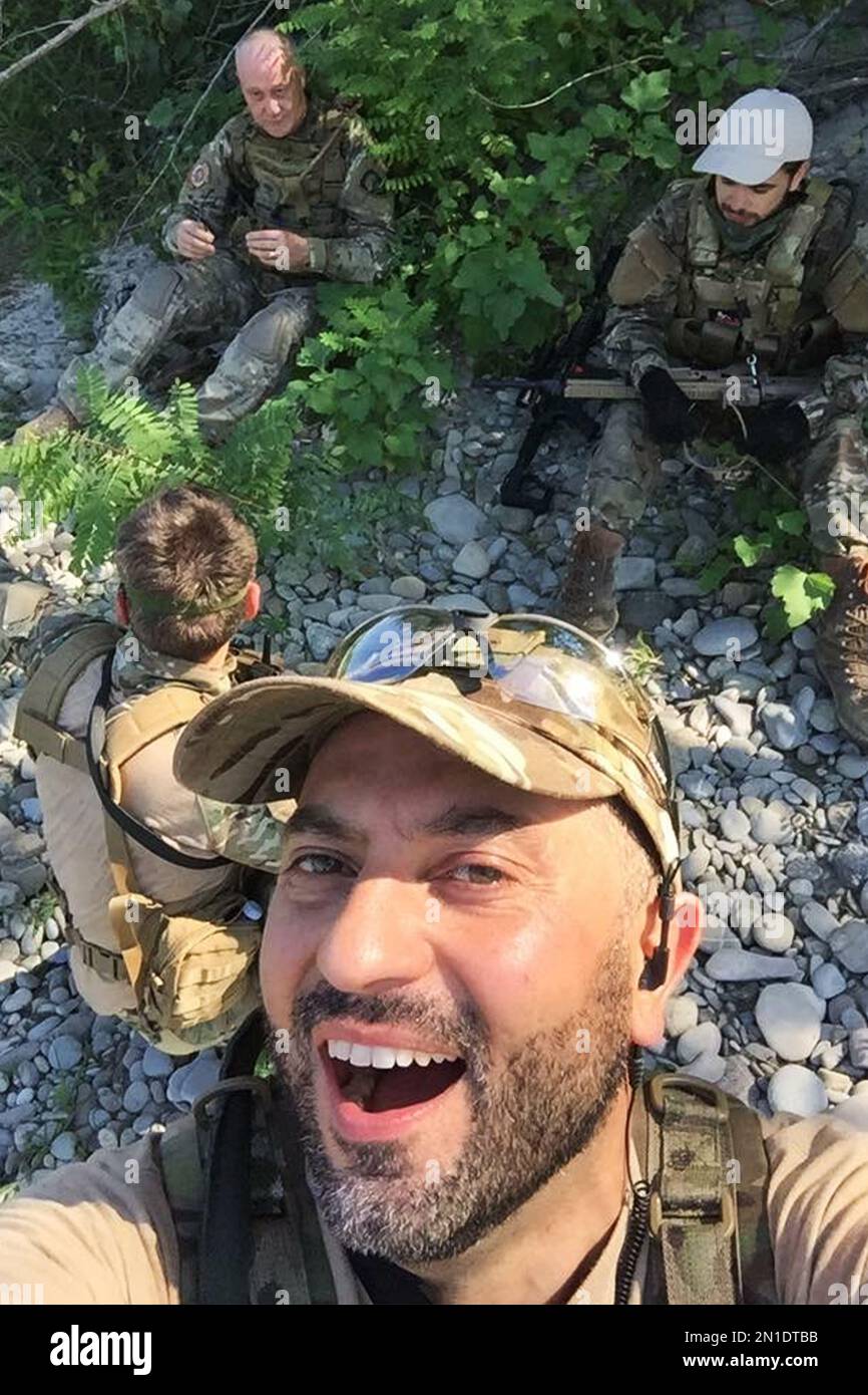 soldier selfie while he is fighting war Stock Photo Alamy