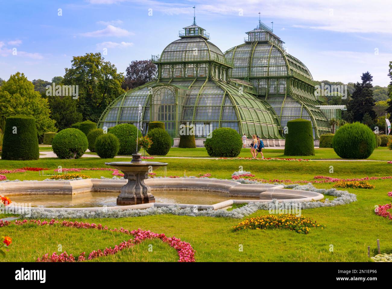 Palm House, Schloss Schonbrunn, Botanical Garden, UNESCO World Heritage Site, Vienna, Austria, Europe Stock Photo