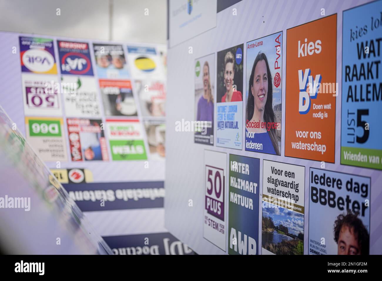 HOUSES - Election boards are being produced for the upcoming Provincial Council elections. Elections will be held on March 15. ANP EMIEL MUIJDERMAN netherlands out - belgium out Stock Photo