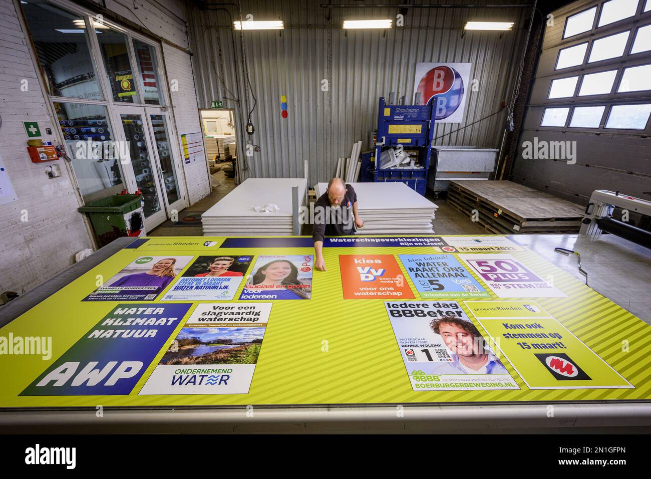 HOUSES - Election boards are being produced for the upcoming Provincial Council elections. Elections will be held on March 15. ANP EMIEL MUIJDERMAN netherlands out - belgium out Stock Photo