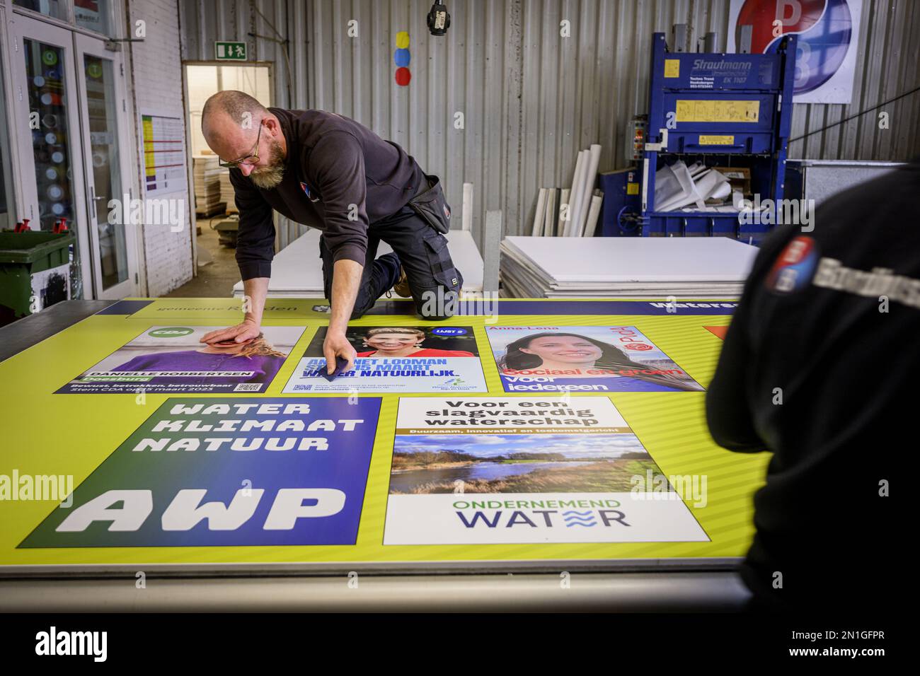 HOUSES - Election boards are being produced for the upcoming Provincial Council elections. Elections will be held on March 15. ANP EMIEL MUIJDERMAN netherlands out - belgium out Stock Photo