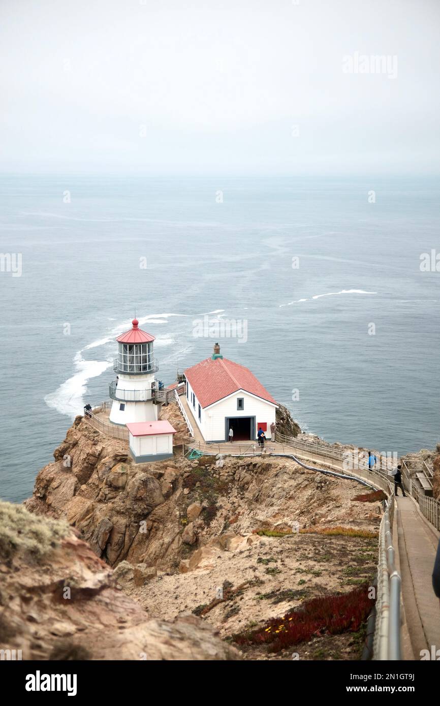 Point reyes lighthouse hi-res stock photography and images - Alamy