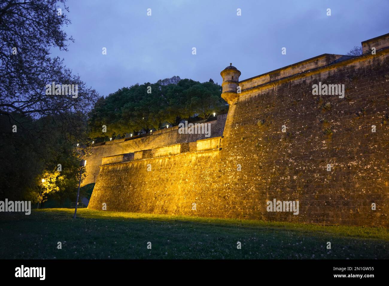 Old city walls and bulwarks of the grand fortified citadel, the star-shaped Ciudadela, Citadel of Pamplona, Pamplona, Navarre, Spain. Stock Photo