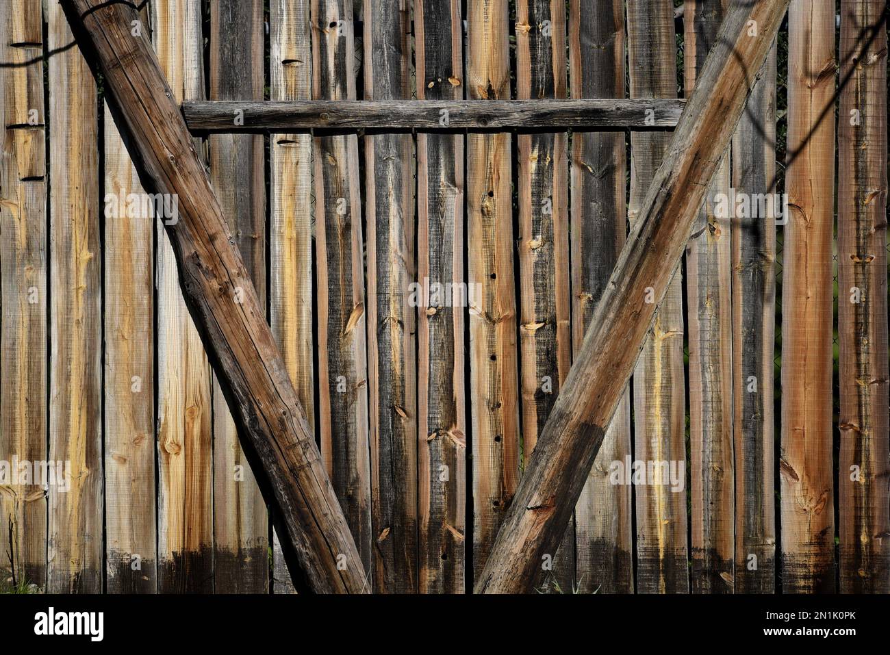Old farmhouse antique wooden fence palisade closeup Stock Photo - Alamy