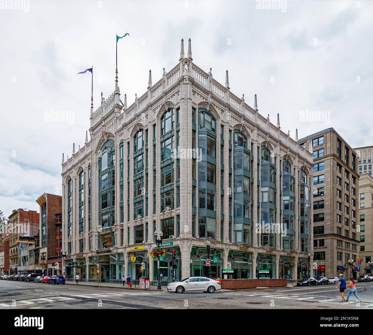 Berkeley Building of 1905 is a beautifully preserved Beaux Arts