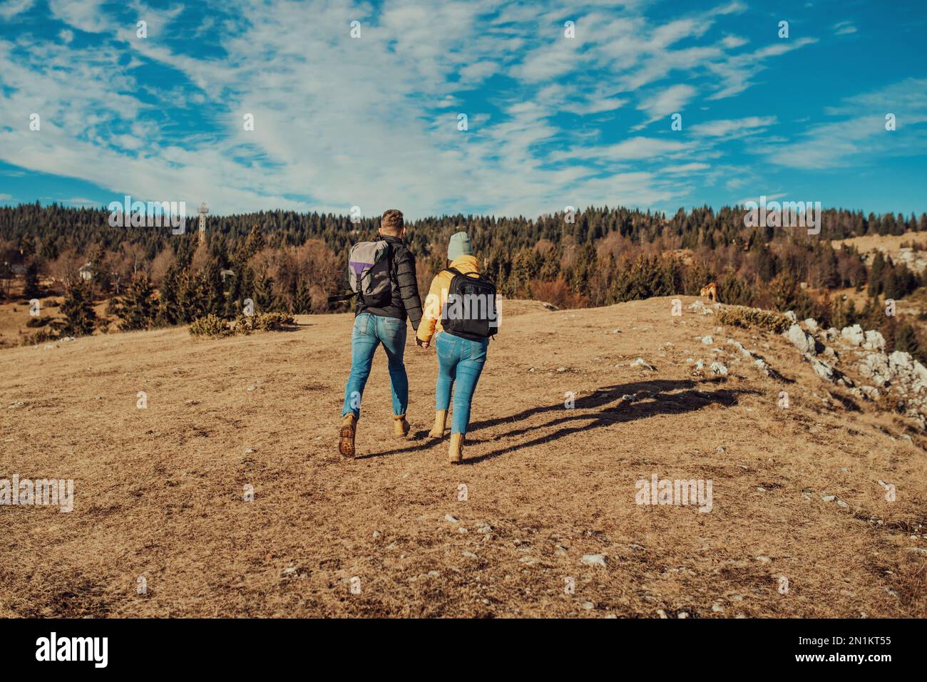 Young backpack couple hiking hi-res stock photography and images - Alamy