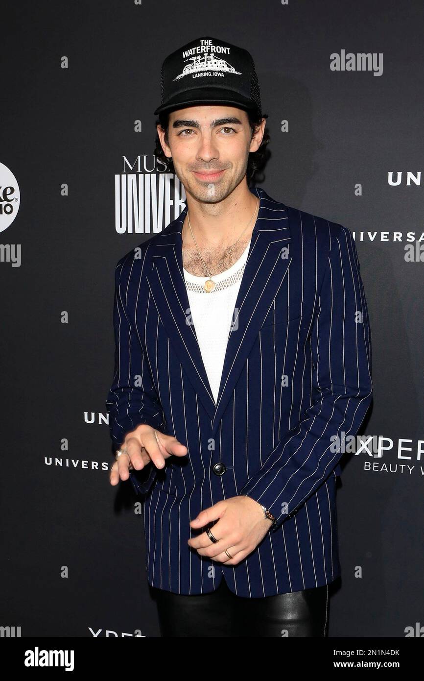 Los Angeles, CA. 5th Feb, 2023. Joe Jonas at arrivals for Universal