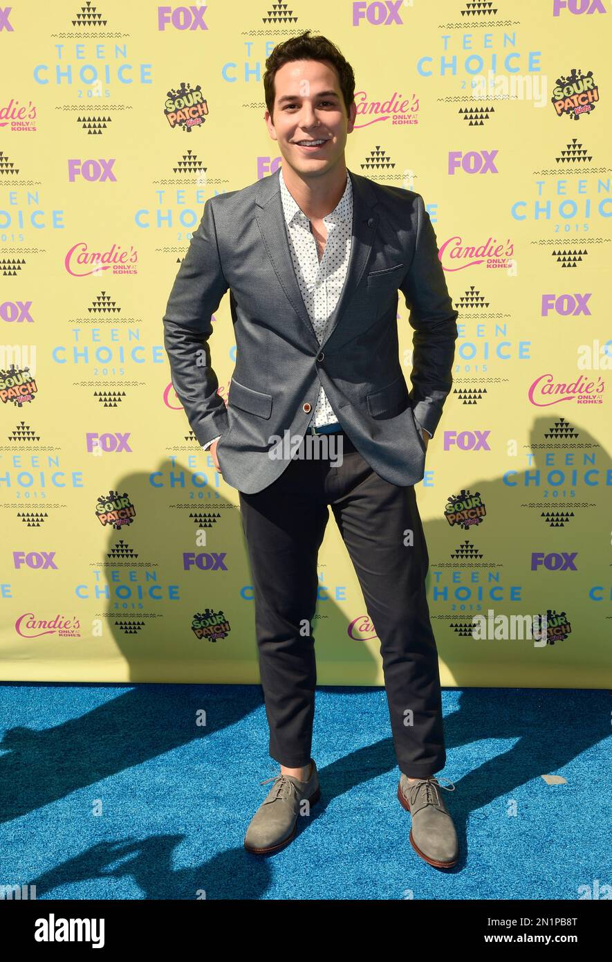 Skylar Astin arrives at the Teen Choice Awards at the Galen Center on ...