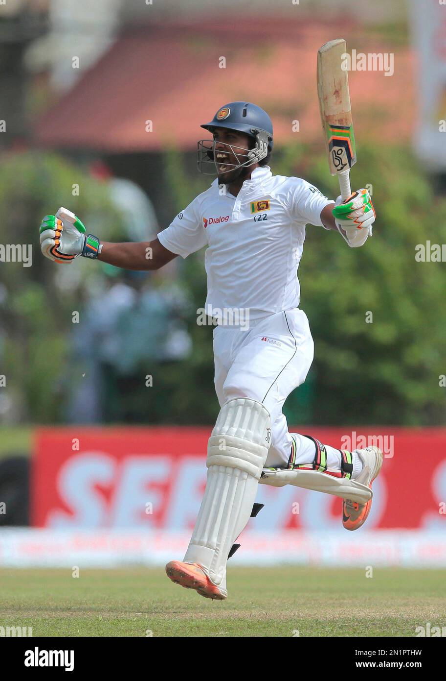 Sri Lanka&rsquo;s Dinesh Chandimal celebrates scoring a century during 