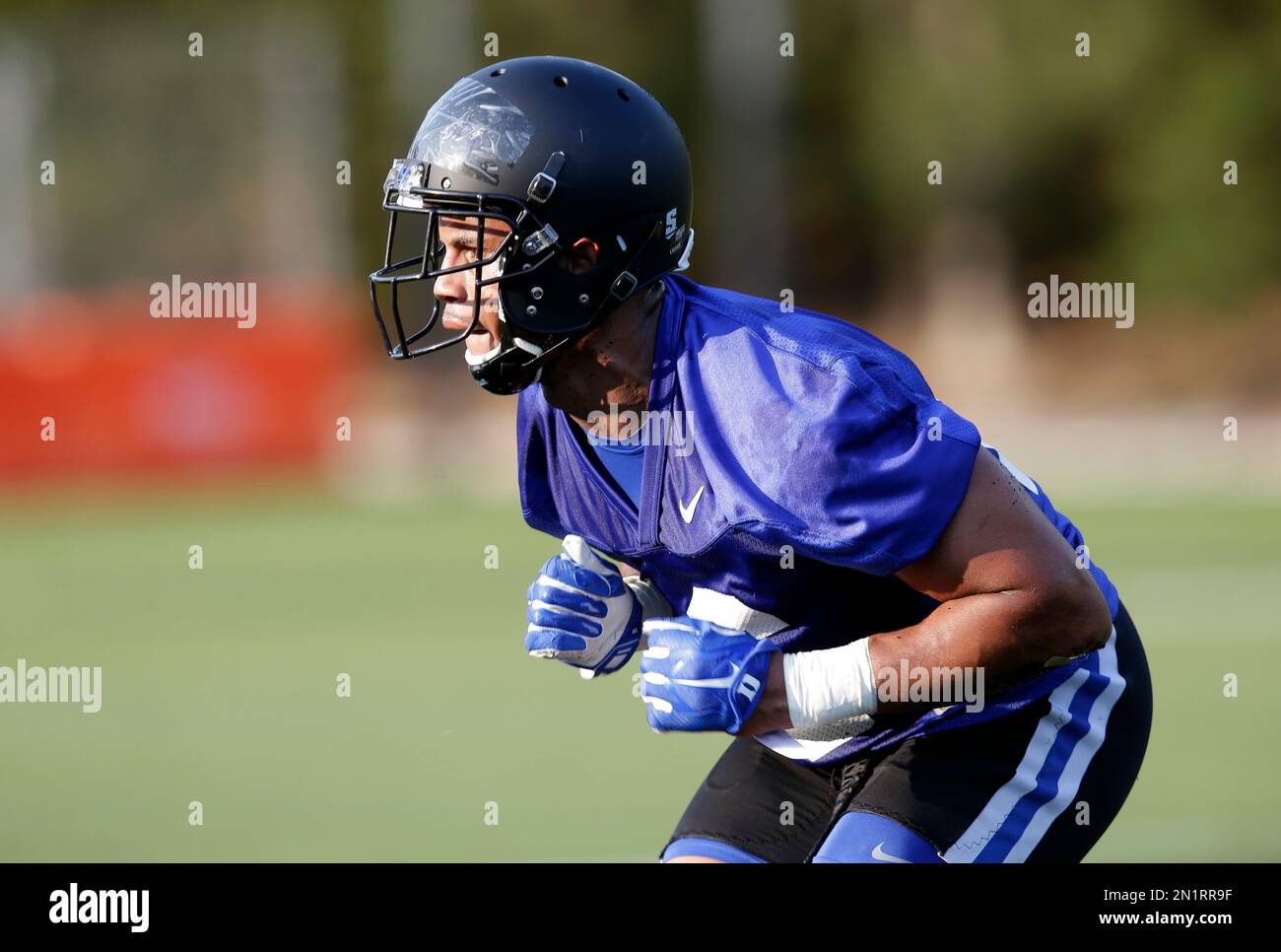 Duke s Jeremy Cash runs through drills during the team s first