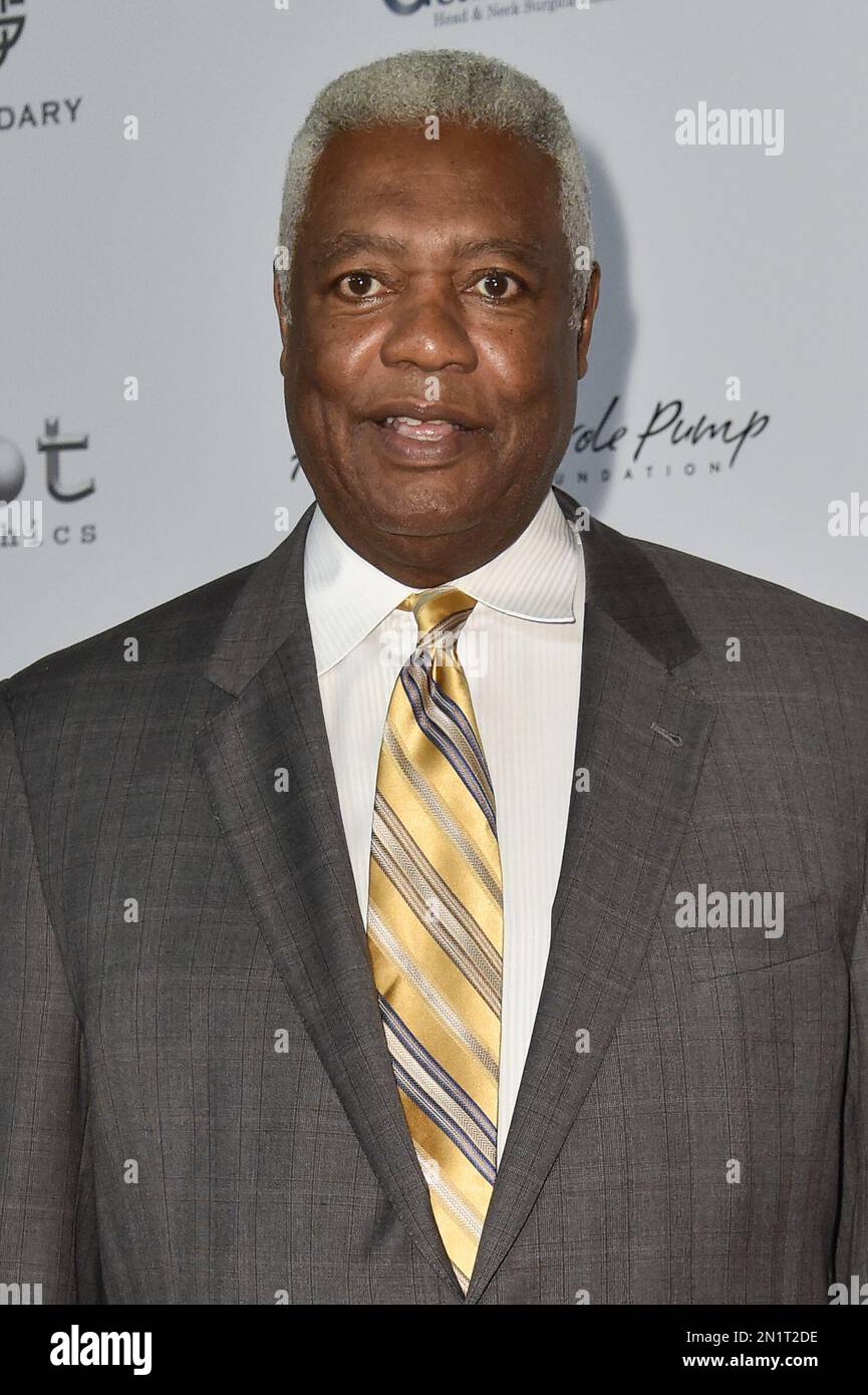 Oscar Robinson arrives at the 15th Annual Harold and Carole Pump