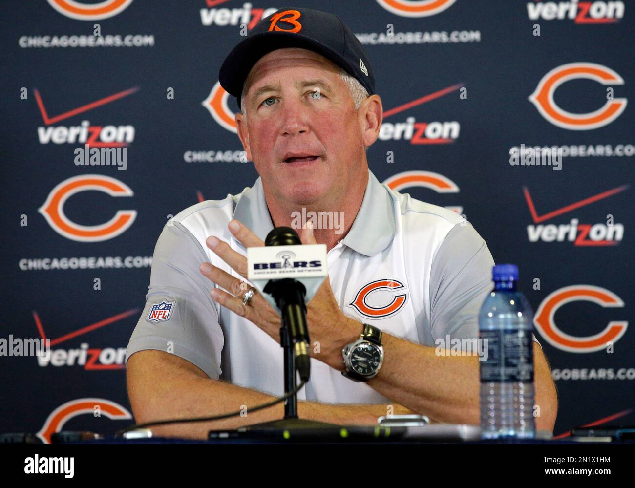 Chicago Bears head coach John Fox speaks during an NFL football ...