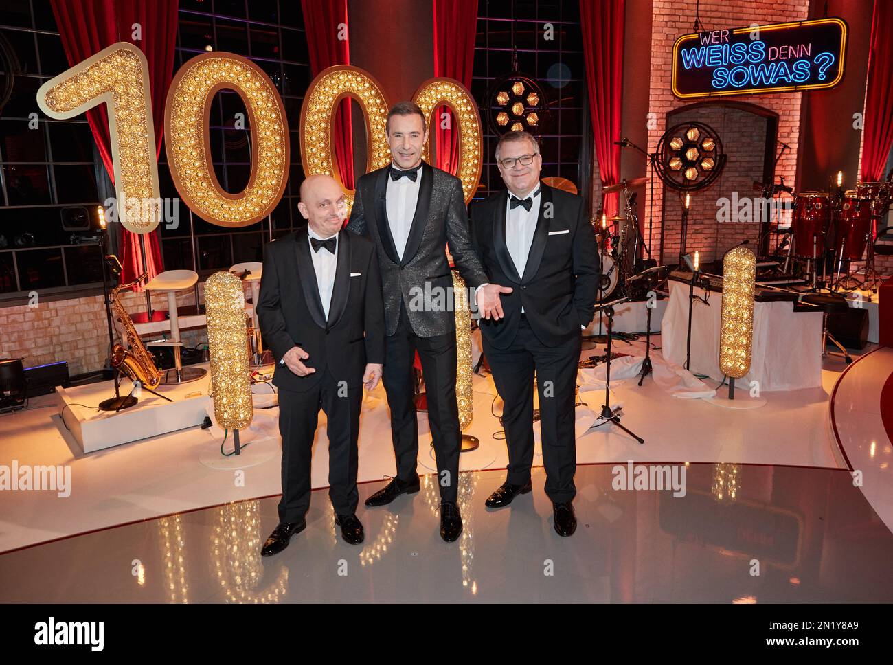 Hamburg, Germany. 06th Feb, 2023. Presenters Bernhard Hoëcker (l-r), Kai Pflaume and Elton stand during a photo session on the occasion of the recording of the 1000th episode of 'Wer weiß denn sowas?' at Studio Hamburg. Credit: Georg Wendt/dpa/Alamy Live News Stock Photo