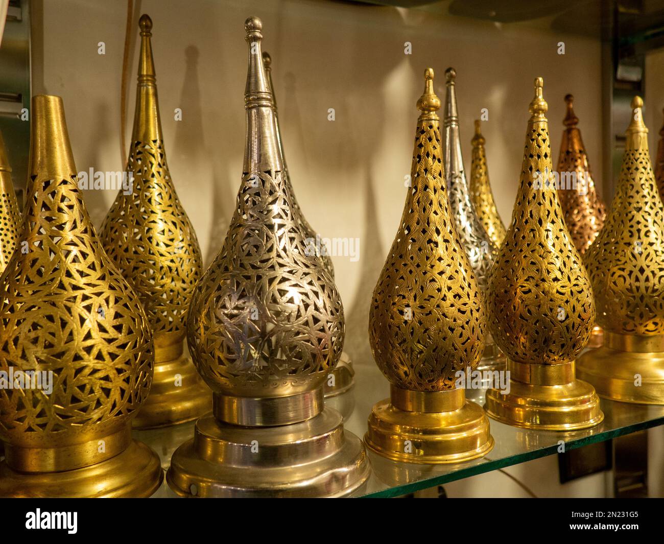 Authentic moroccan craft hi-res stock photography and images - Alamy
