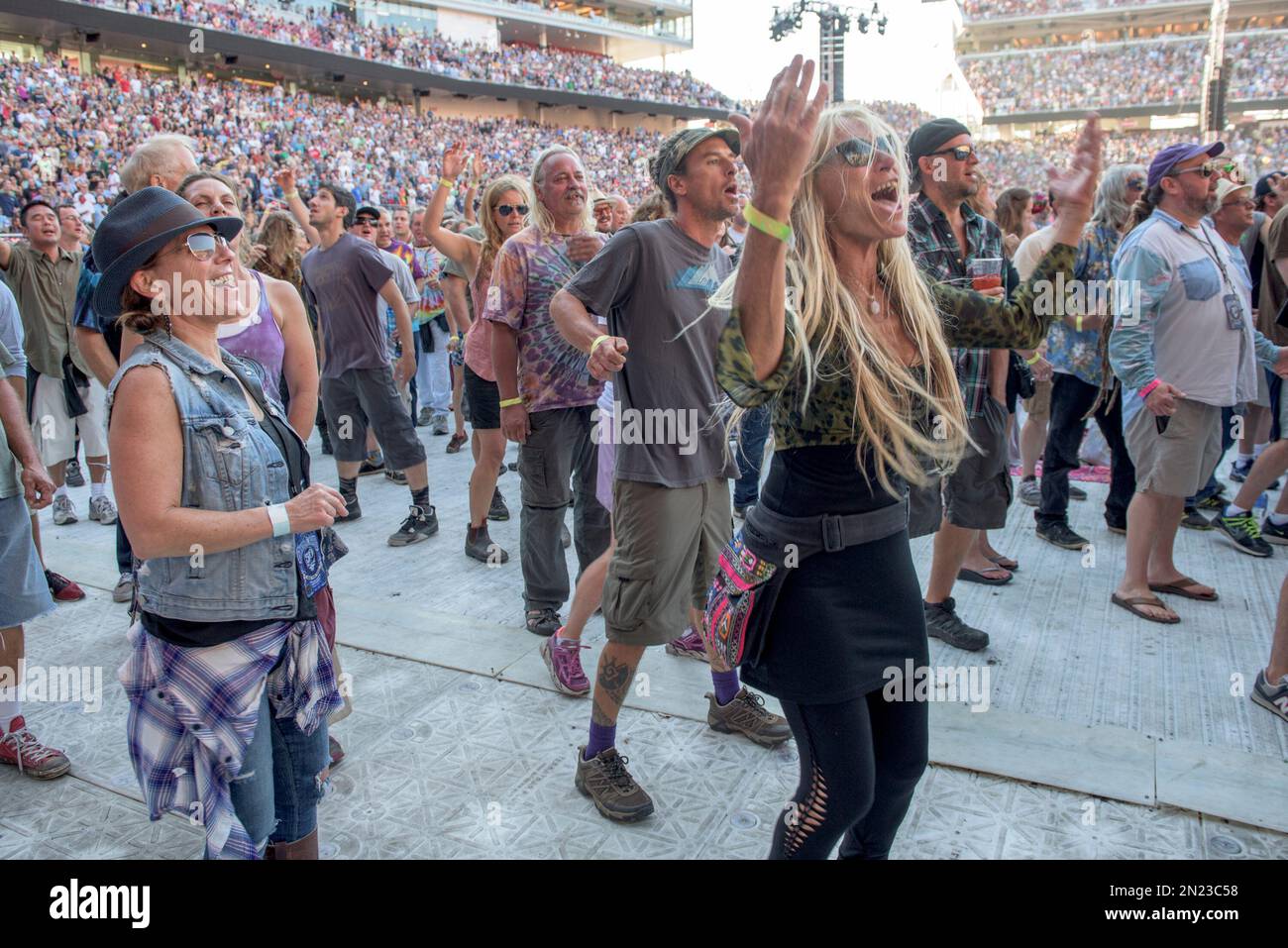 Fans dancing at Grateful Dead Fare Thee Well Show at Levi's Stadium on ...