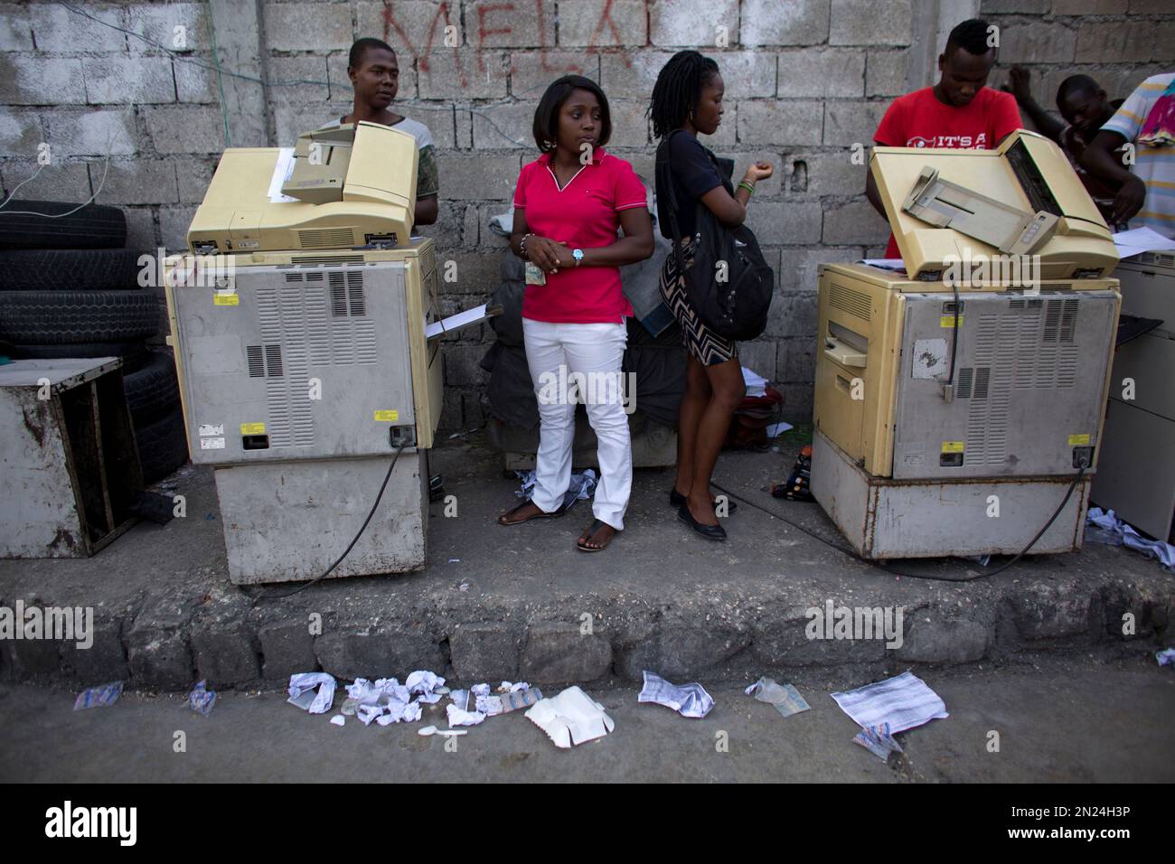 Women Get Photocopies Made At The Outdoor Copy Shop Of Panel Calixeu women-get-photocopies-made-at-the-outdoor-copy-shop-of-panel-calixeu