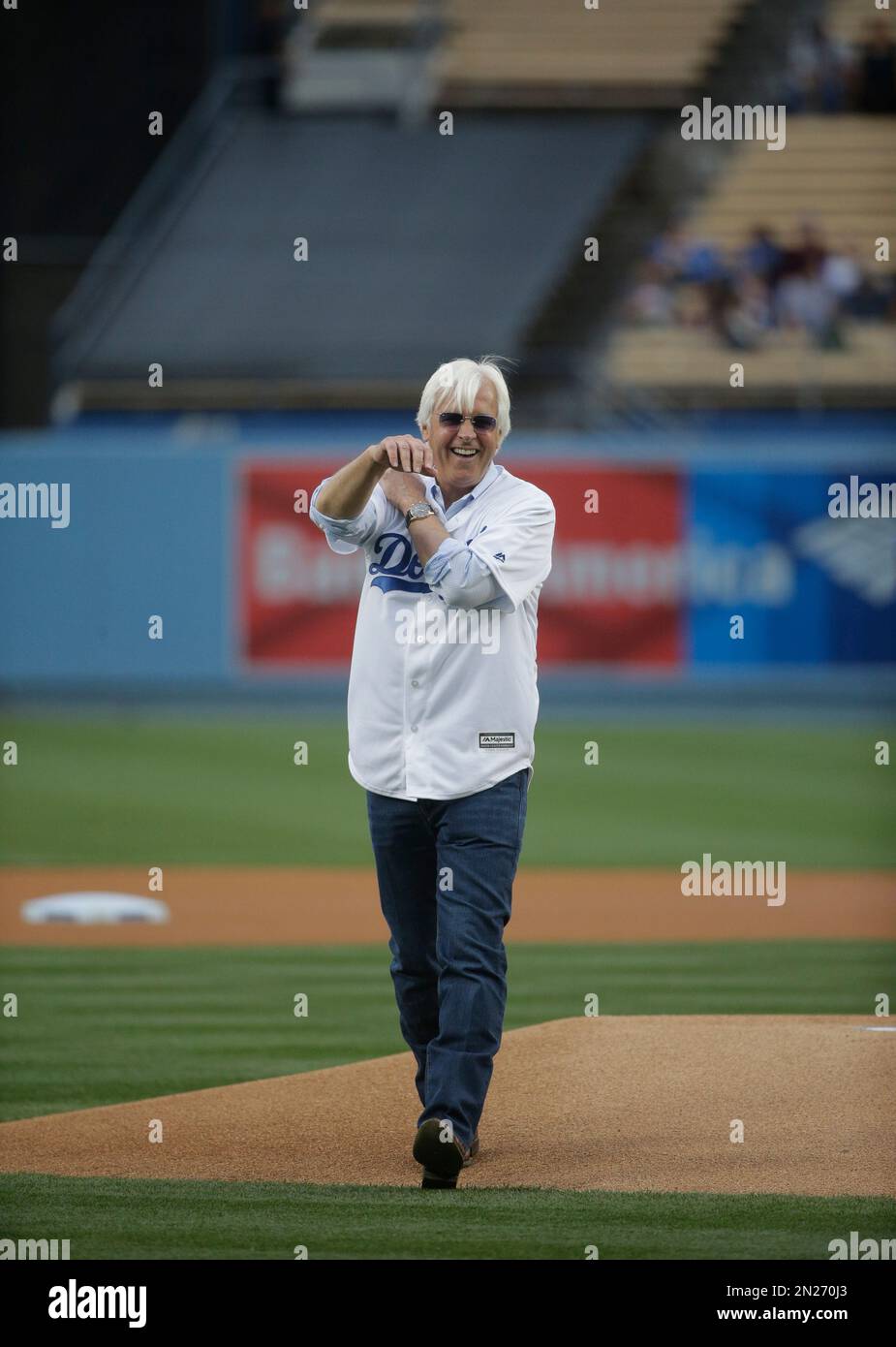 WATCH: Hall of Fame trainer Bob Baffert delivers first pitch before Mets  vs. Orioles game – Saratogian