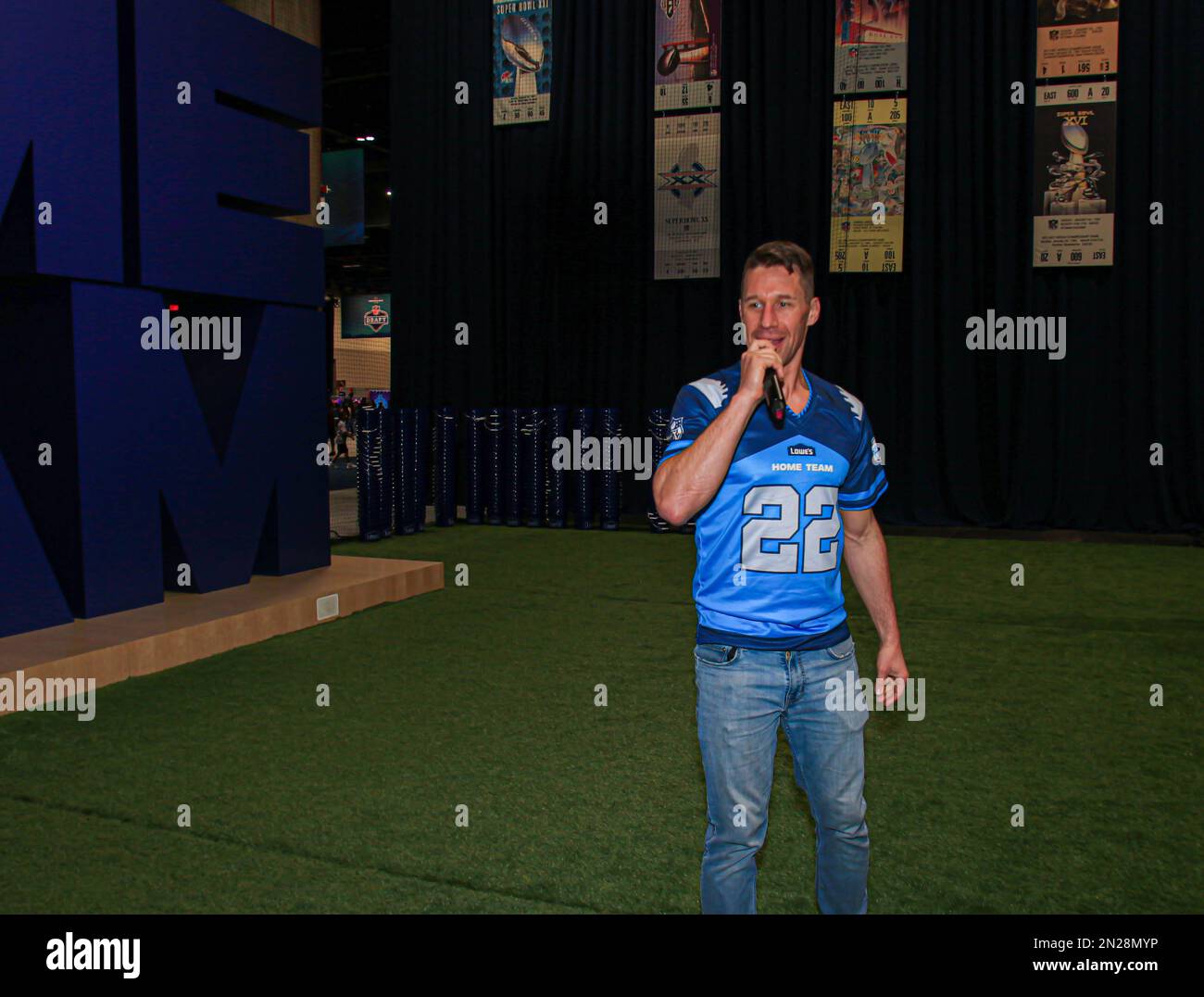 It feels good to football! The NFL takes over Downtown Phoenix starting