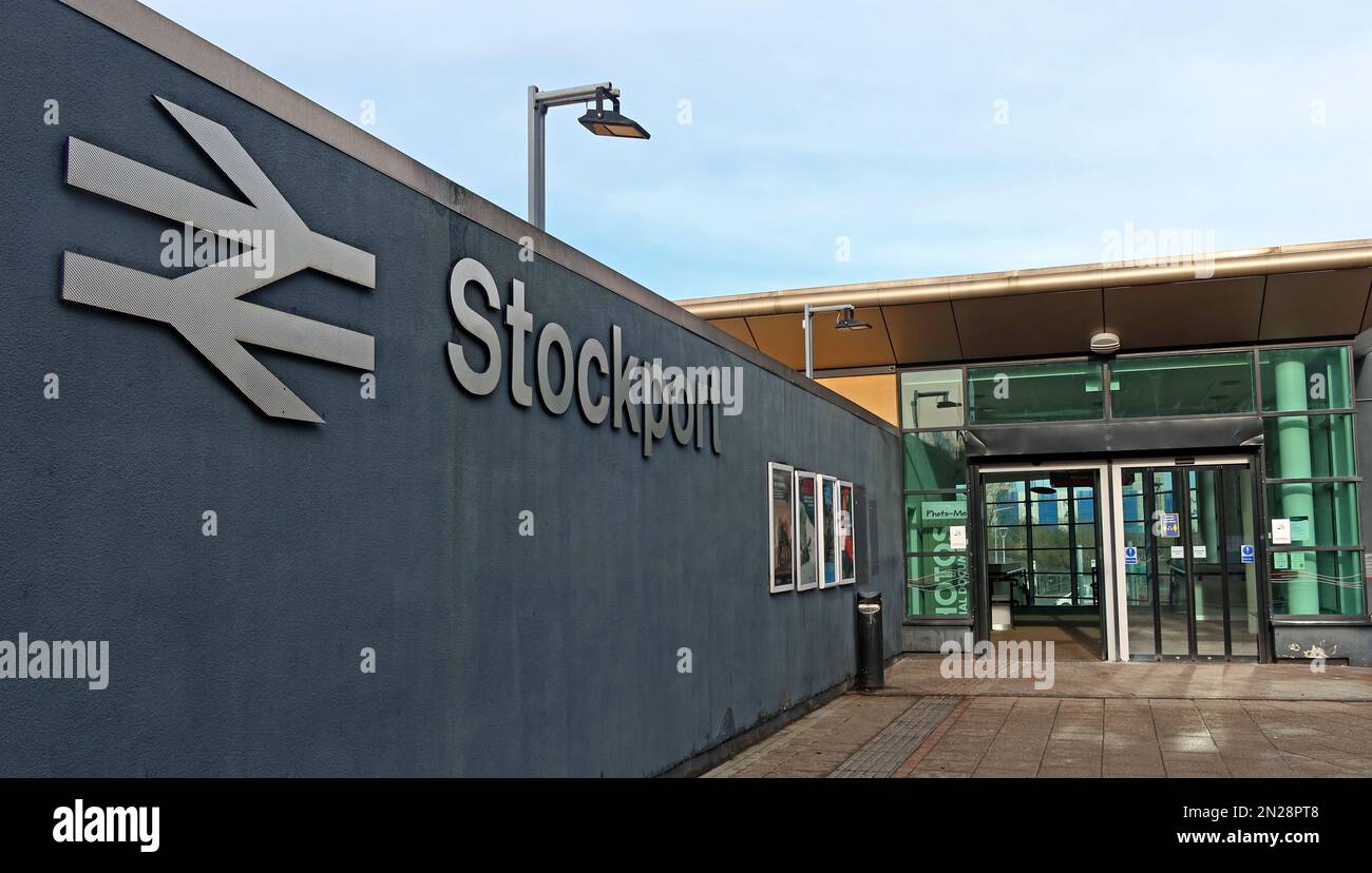 Stockport Railway station, exterior with BR British Railways logo, Stockport Rail Station , Grand Central Way, Stockport, Cheshire, England,SK3 9HZ Stock Photo