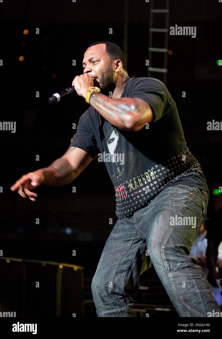 Flo Rida 2009 Flo-Rida performs at Honda Center on August 08, 2009 in Anaheim ...