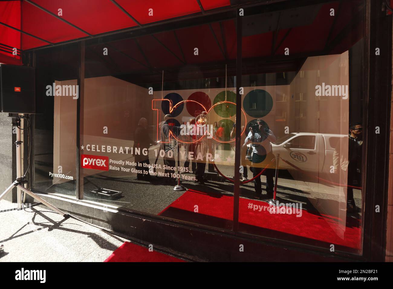 Macy's celebrates the 100th Anniversary of Pyrex with a window ...