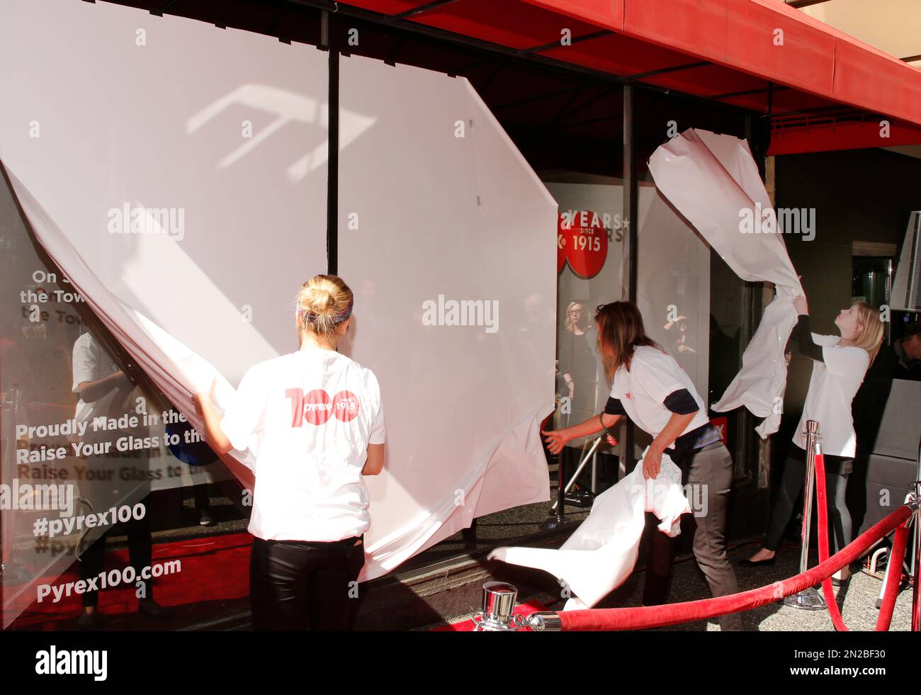 Macy's celebrates the 100th Anniversary of Pyrex with a window ...