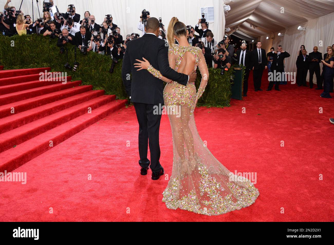 Jay-Z and Beyonce Knowles attend The Metropolitan Museum of Art's ...